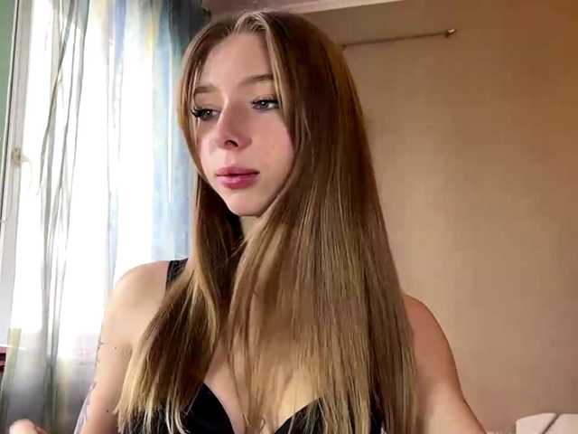 EstellFerkel's BongaCams show and profile