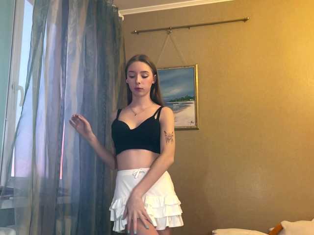 EstellFerkel's BongaCams show and profile