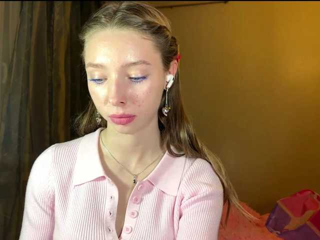 EstellFerkel's BongaCams show and profile