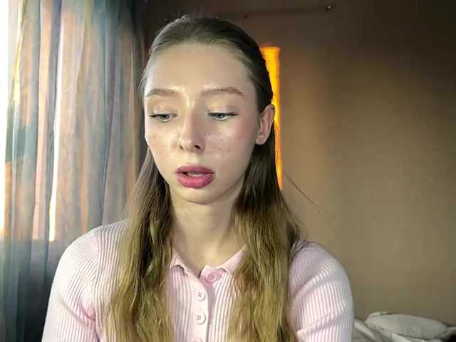 EstellFerkel's BongaCams show and profile