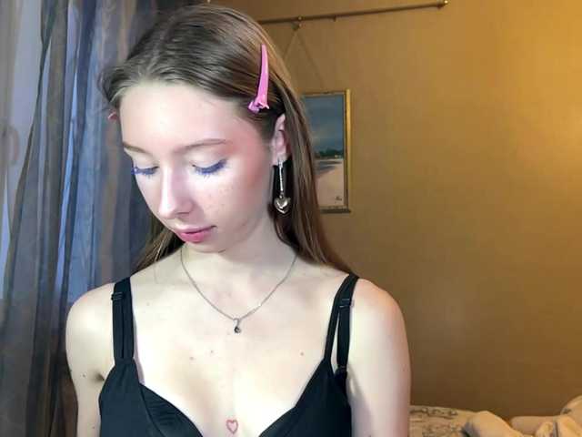 EstellFerkel's BongaCams show and profile