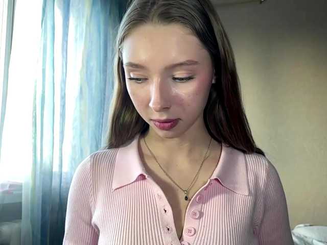 EstellFerkel's BongaCams show and profile