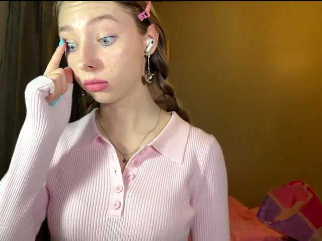 EstellFerkel's BongaCams show and profile