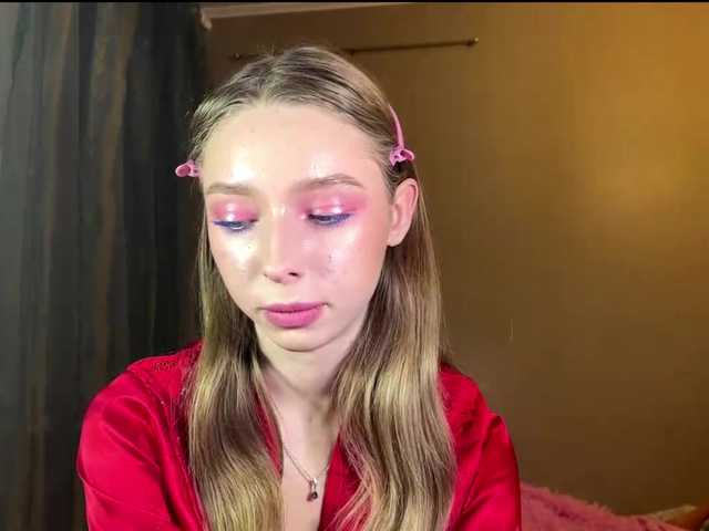 EstellFerkel's BongaCams show and profile