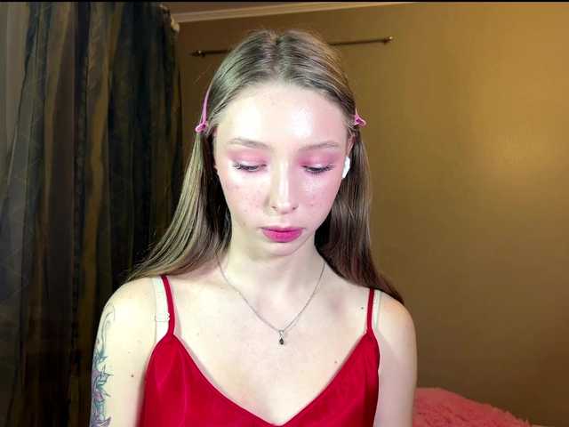 EstellFerkel's BongaCams show and profile