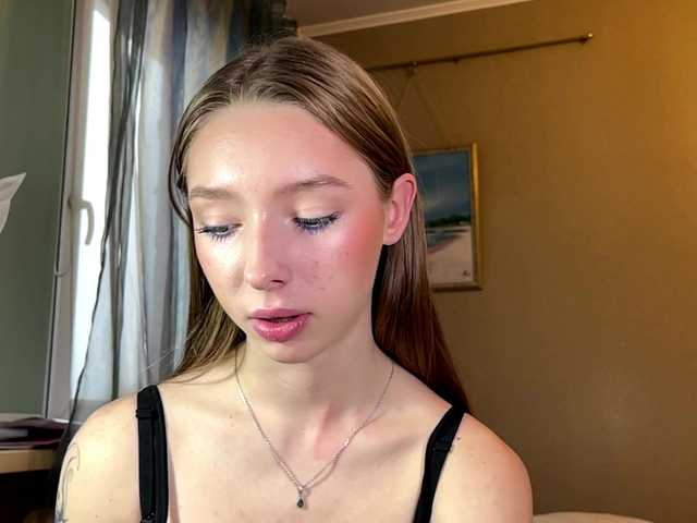 EstellFerkel's BongaCams show and profile