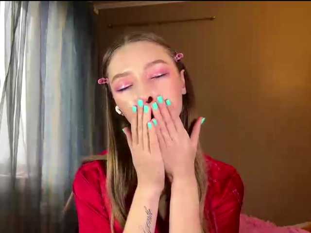 EstellFerkel's BongaCams show and profile