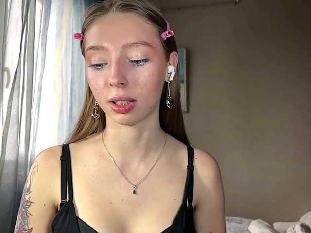 EstellFerkel's BongaCams show and profile