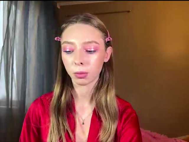 EstellFerkel's BongaCams show and profile