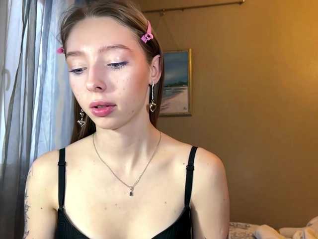 EstellFerkel's BongaCams show and profile