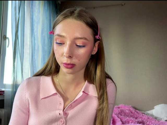 EstellFerkel's BongaCams show and profile