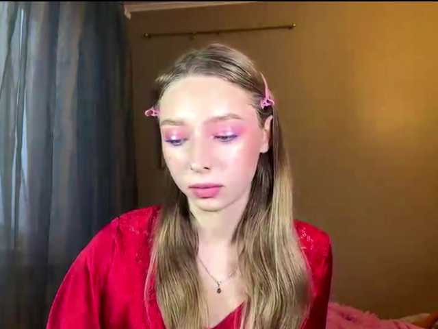 EstellFerkel's BongaCams show and profile