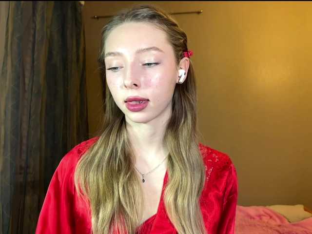 EstellFerkel's BongaCams show and profile