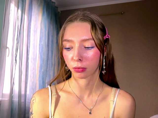 EstellFerkel's BongaCams show and profile