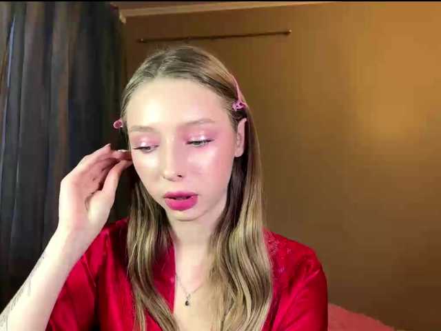 EstellFerkel's BongaCams show and profile