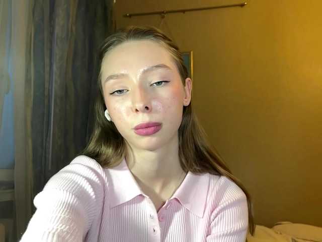 EstellFerkel's BongaCams show and profile