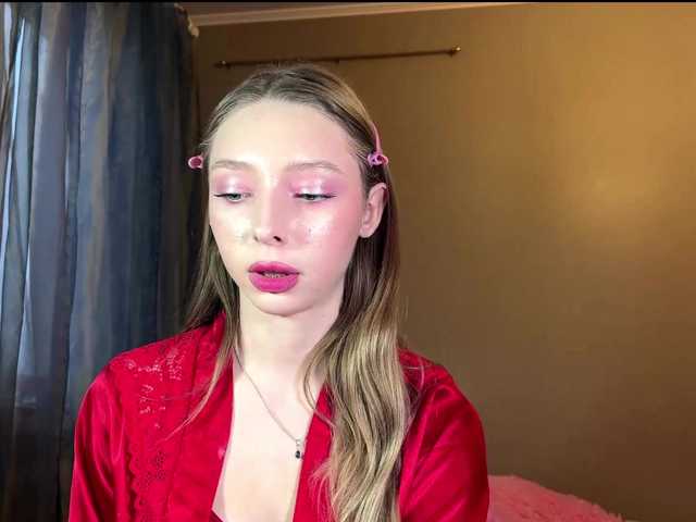 EstellFerkel's BongaCams show and profile