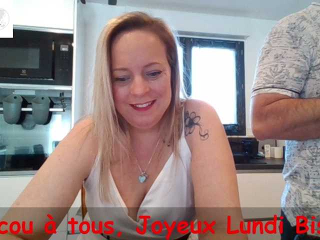 Miss-chupagirly's BongaCams show and profile