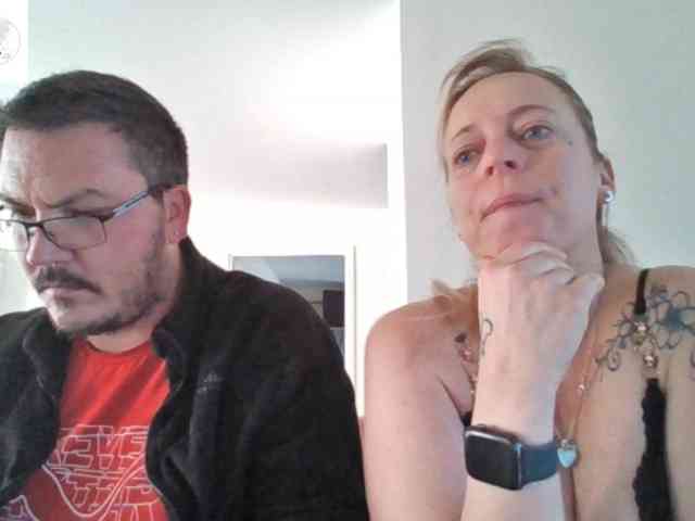 Miss-chupagirly webcam