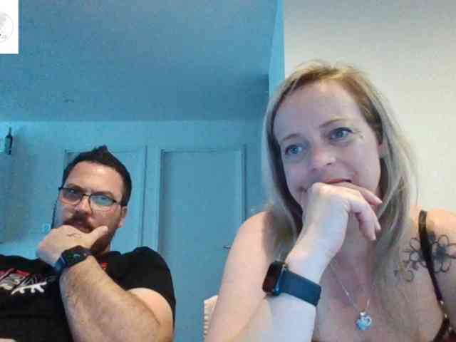 Miss-chupagirly webcam