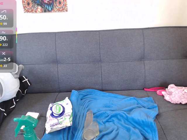 GloryAllTheWay webcam