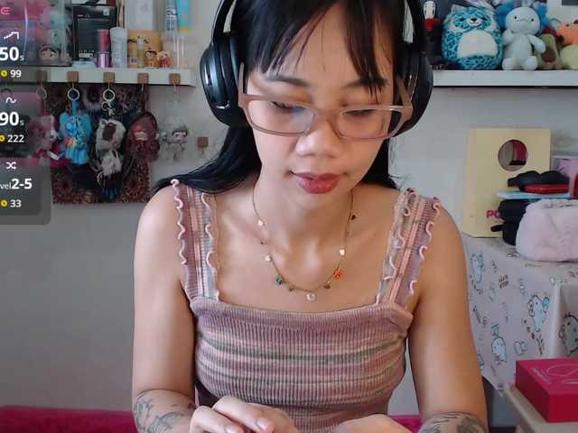 GloryAllTheWay webcam