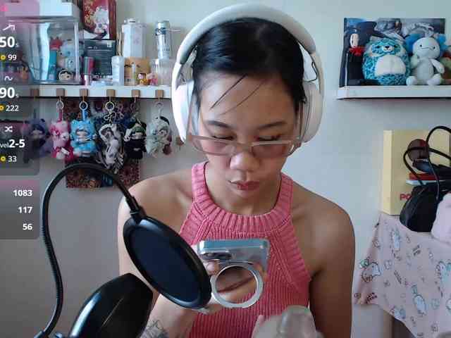 GloryAllTheWay webcam