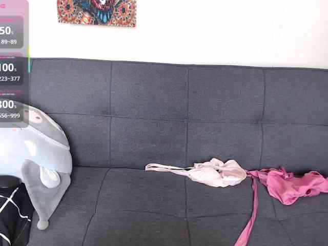 GloryAllTheWay webcam