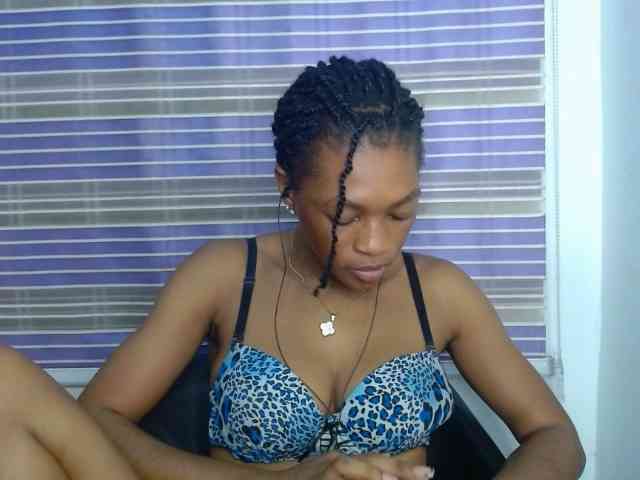 Cherryxpussy Live Webcam on BongaCams