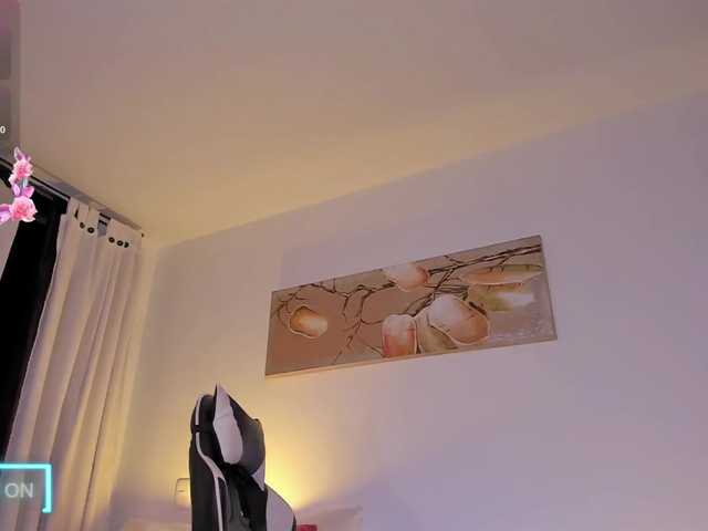 meganlake Live Cam on BongaCams