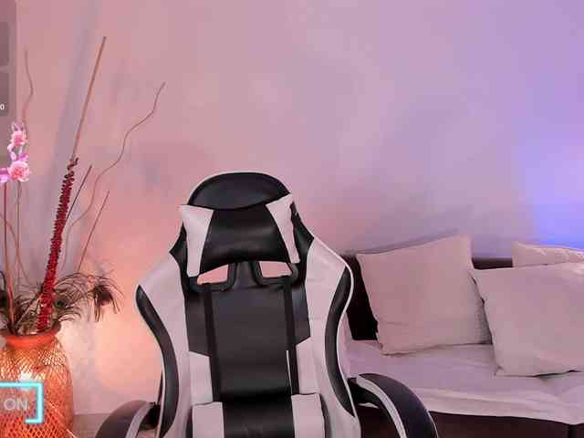 meganlake Live Webcam on BongaCams