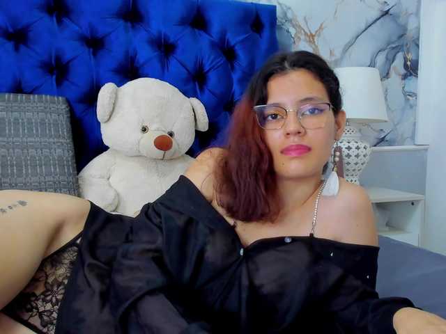 ORIANNA-JONES's BongaCams show and profile