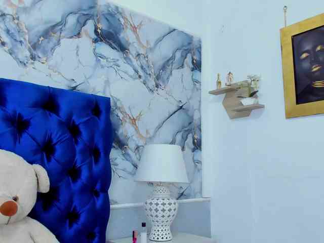 ORIANNA-JONES webcam