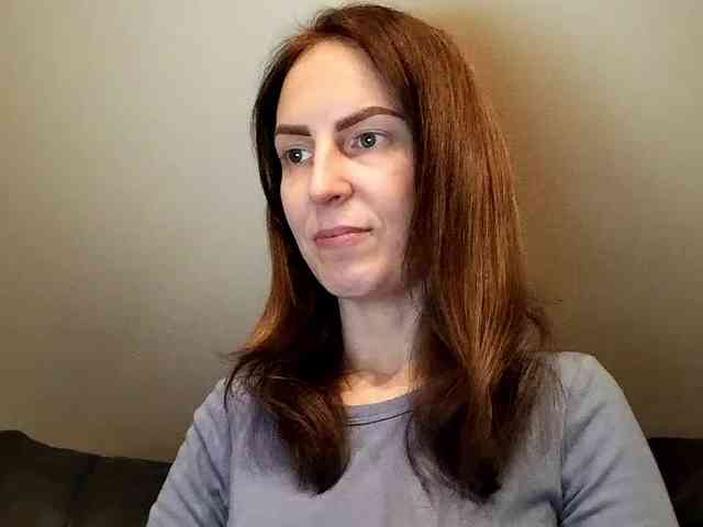 AnnaDear Live Webcam on BongaCams