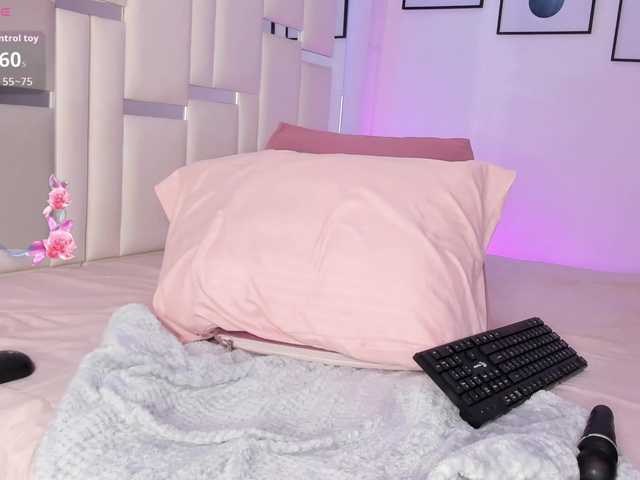 Aithana's BongaCams show and profile