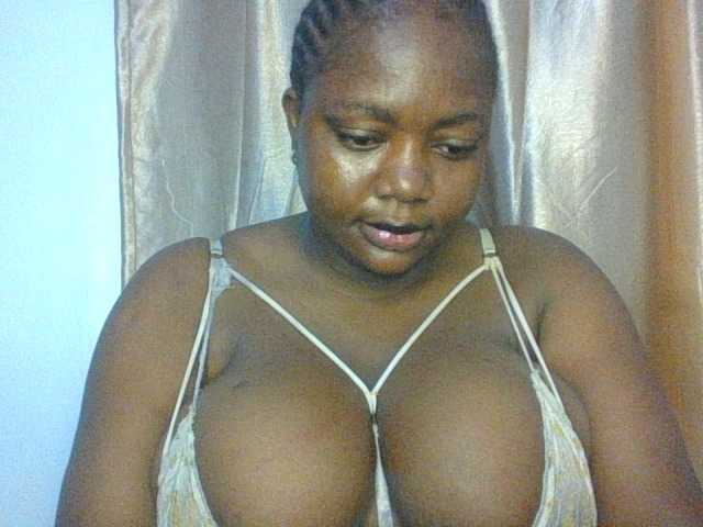 Nastienora webcam bongacams model stream image