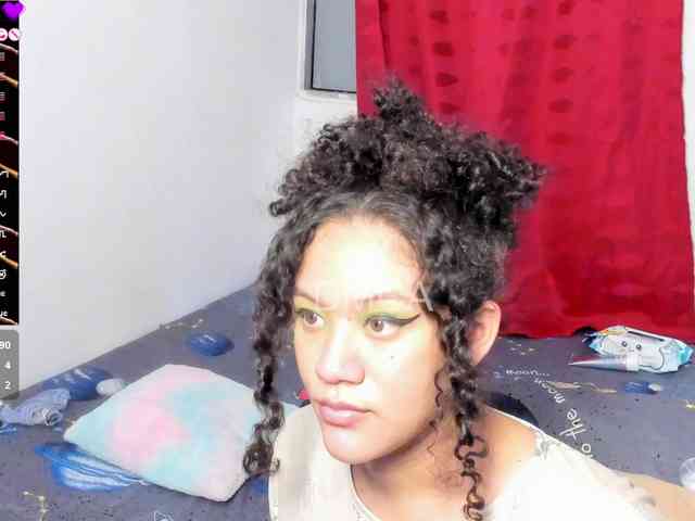 mikerubyy1 Live Webcam on BongaCams