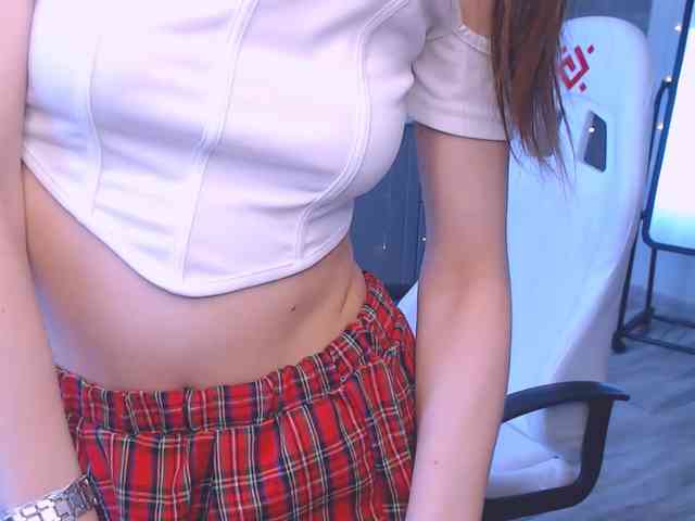 EmiliSkyy Live Webcam on BongaCams