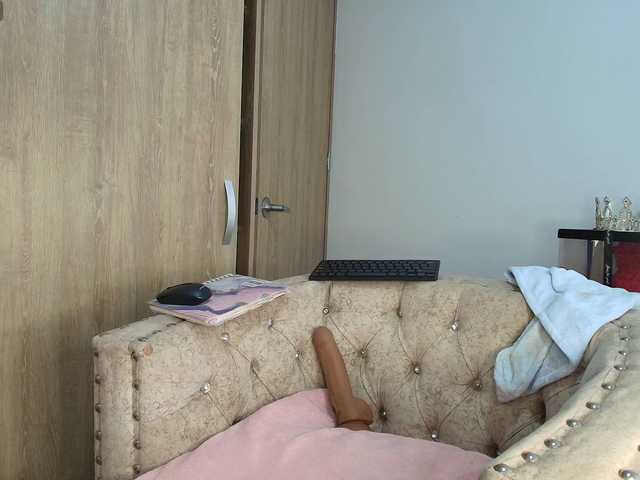 Pamelatina's BongaCams show and profile