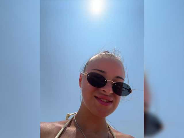 fi7h's BongaCams show and profile