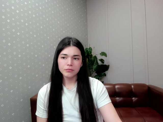 AlbiGlow's BongaCams show and profile