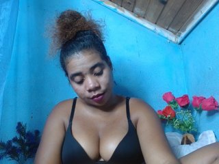 Ornela1's Live Webcam