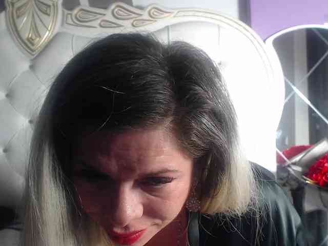 ElinaSwift webcam