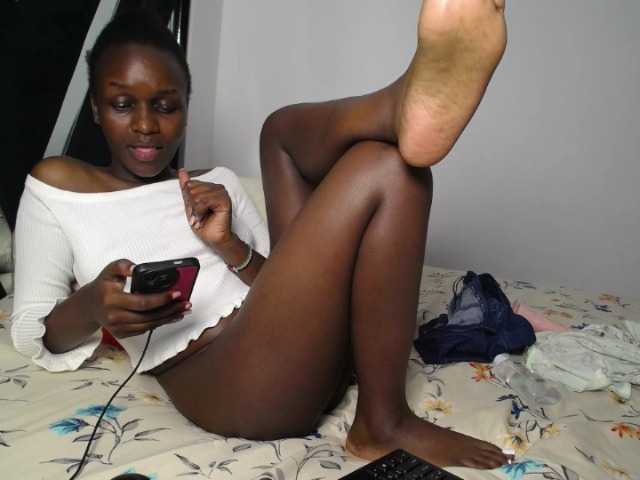 MissEbonyZ Live Cam on BongaCams