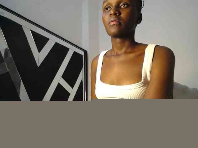 MissEbonyZ Live Webcam on BongaCams