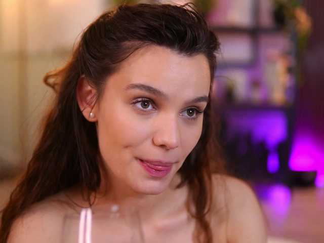 LenaLaurent's BongaCams show and profile