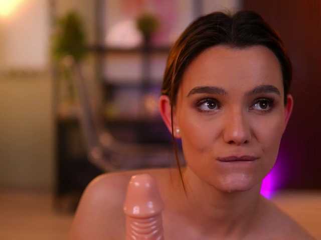 LenaLaurent's BongaCams show and profile