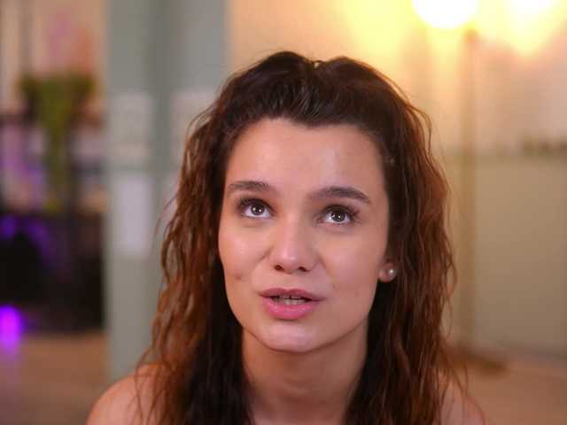 LenaLaurent's BongaCams show and profile