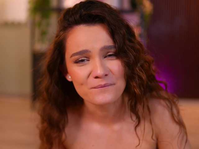 LenaLaurent's BongaCams show and profile