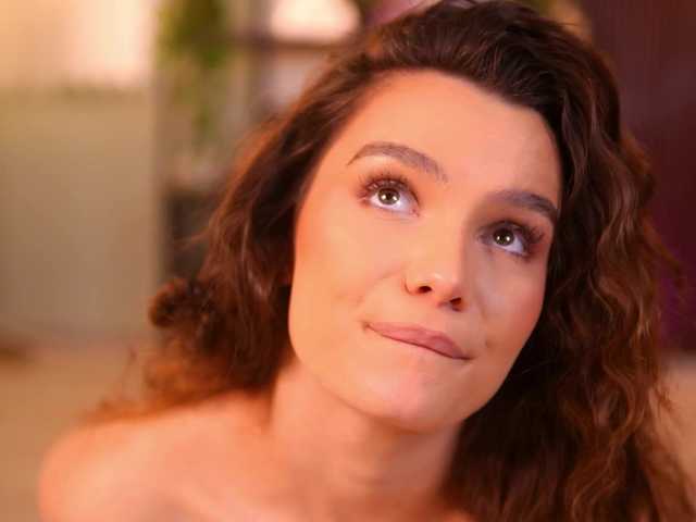 LenaLaurent's BongaCams show and profile